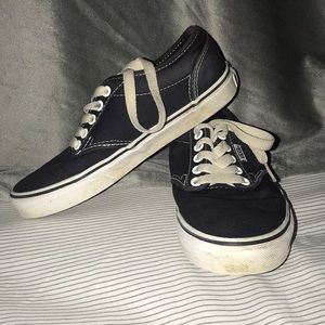 navy vans